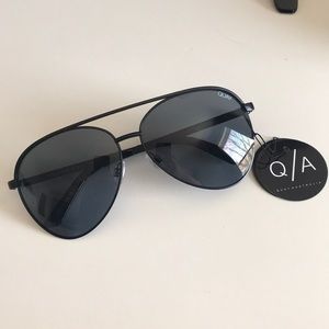 Quay Vivienne Sunglasses